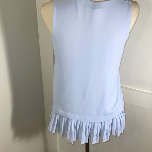 Banana Republic Blouse - Perfect for Work - Picture 4 of 5